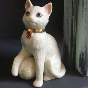 Lenox red birthstone collar cat figurine